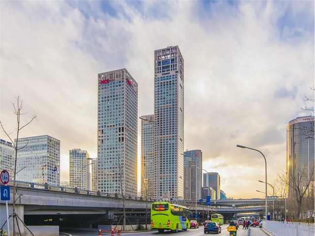 宁波卧式气动液体灌装机多少钱